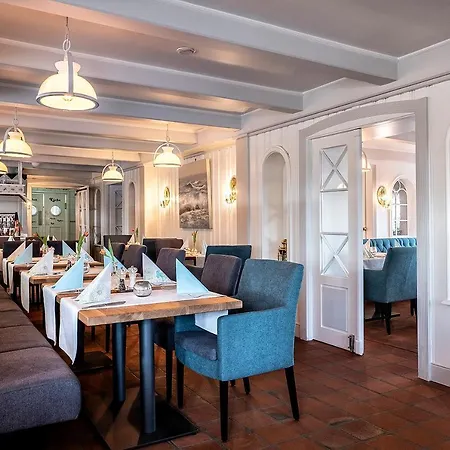 Neuwarft Altbau 3* Dagebuell