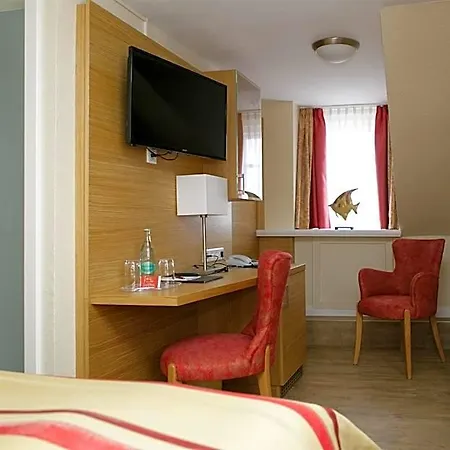 Neuwarft Altbau Ξενοδοχείο 3*