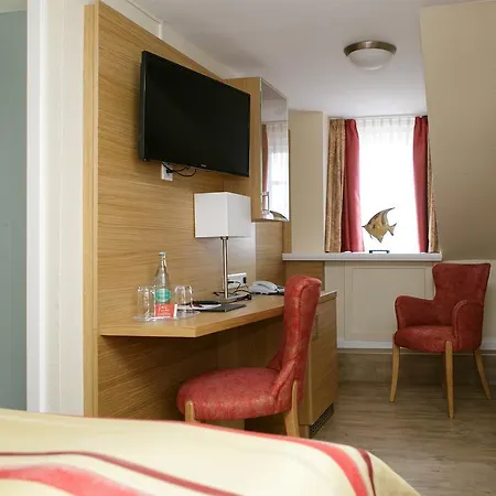 Neuwarft Altbau Hotel