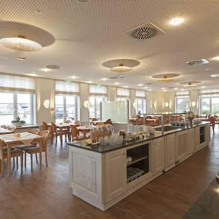 Hotel Neuwarft Altbau 3*