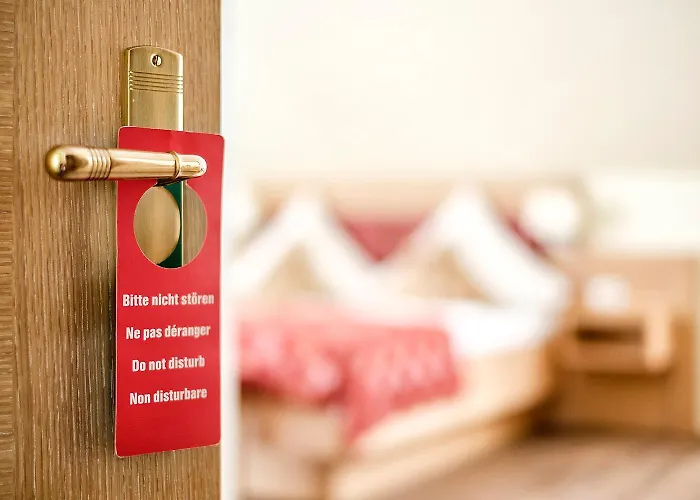 Neuwarft Altbau Hotel