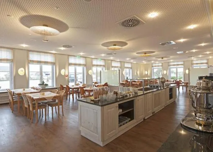 Hotel Neuwarft Altbau 3*